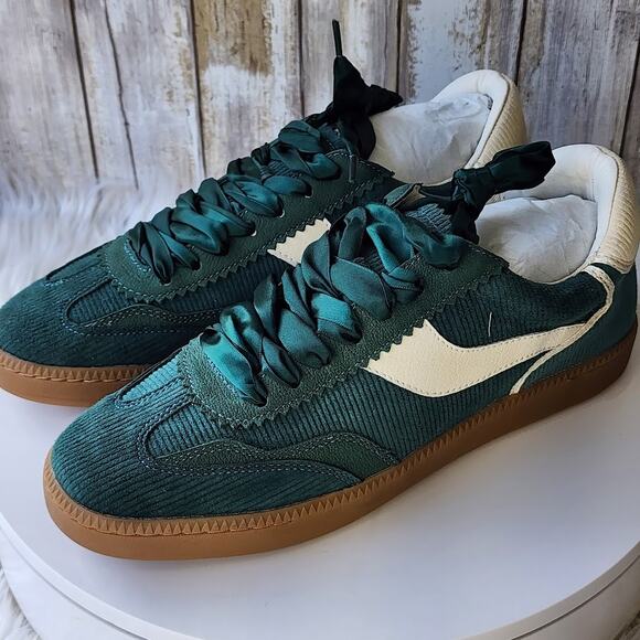 NEW - Dolce Vita Women's Notice Low-Profile Lace-Up Sneakers - Size 8.5 - Picture 5 of 9